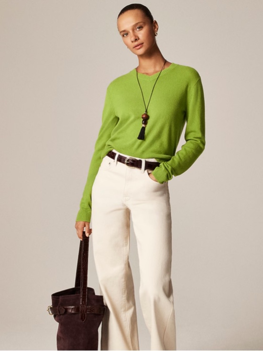 J crew august peridot Cashmere high V-neck sweater
Item CP466 - Picture 2 of 4